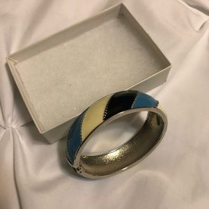 NY& CO Blue and white bangle / bracelet